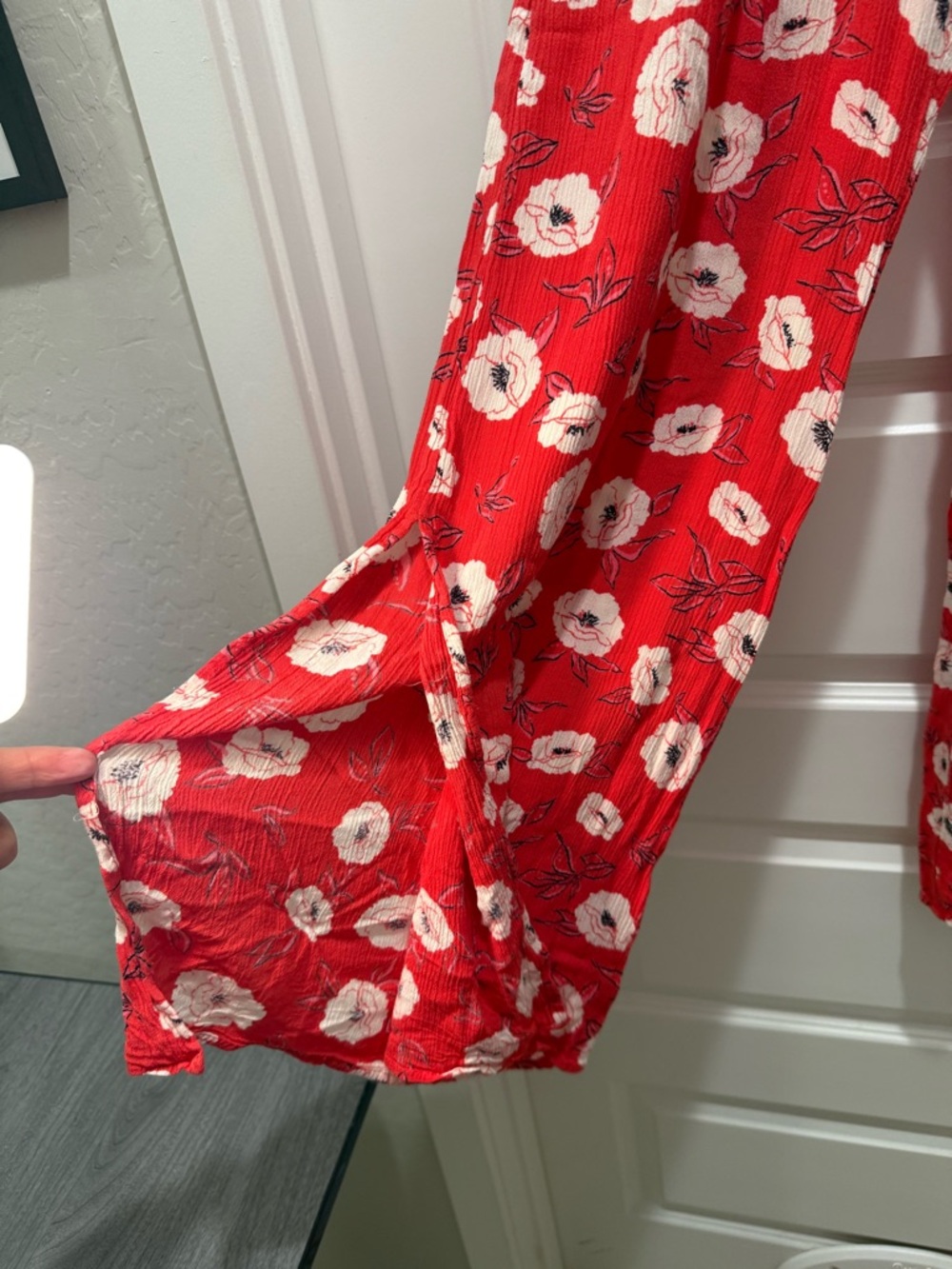Billabong Red Floral Pants - Picture 2 of 3